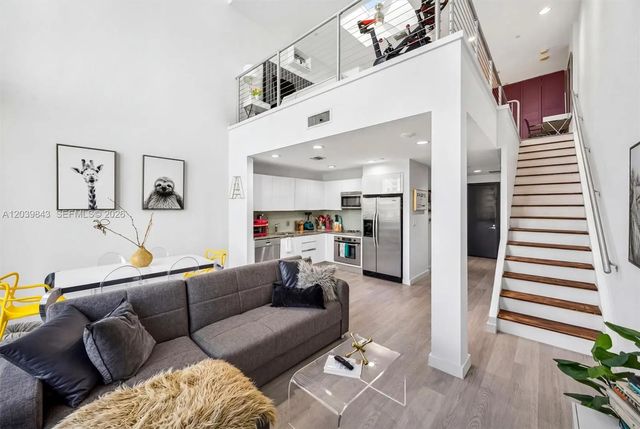 2 of 33 - 1050 Brickell Avenue #420, Miami, FL