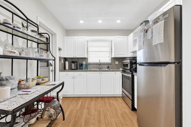 4 of 36 - 5300 Washington Street #apt D306, Hollywood, FL