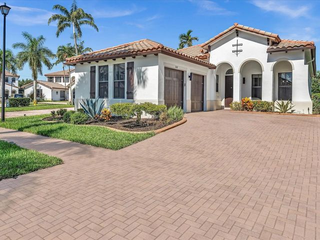 2680 Nw 84th Way, Pembroke Pines