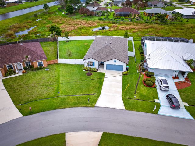 3 of 42 - 6723 Nw Dorothy Street, Port St. Lucie, FL