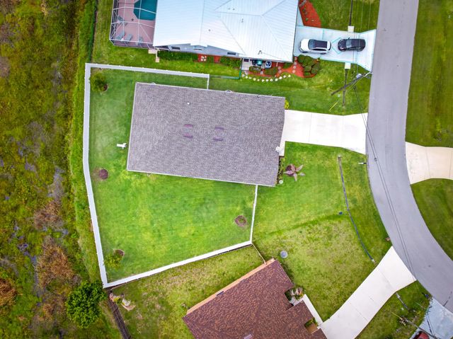 4 of 42 - 6723 Nw Dorothy Street, Port St. Lucie, FL
