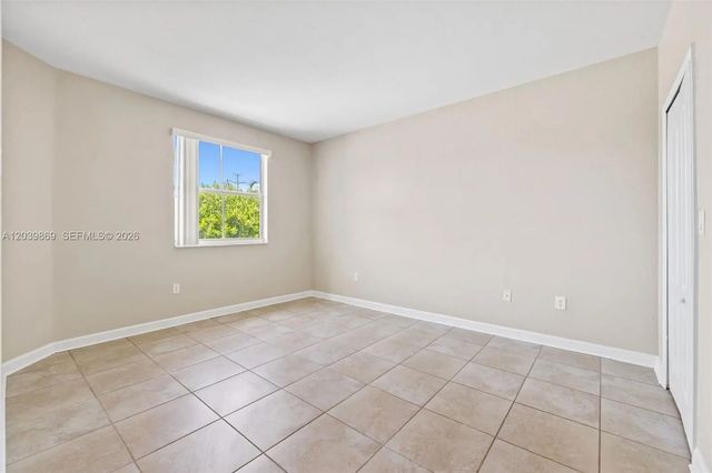 4 of 25 - 1692 Se 29th Court #205, Homestead, FL