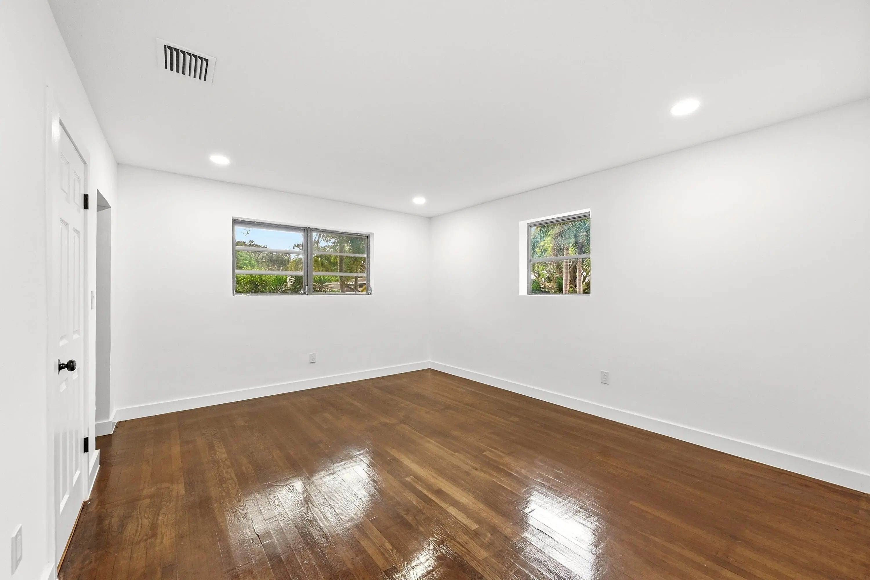 4796 Sw 11th Court, Plantation