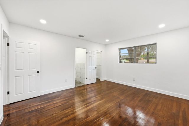 4 of 11 - 4796 Sw 11th Court, Plantation, FL