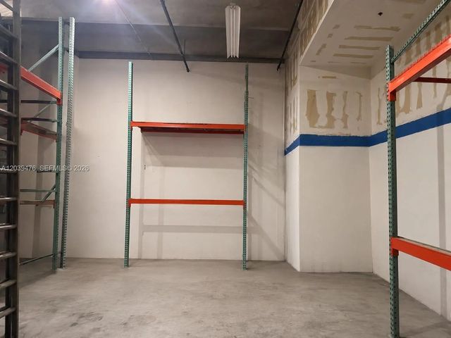 4 of 6 - 8554 Nw 61st Street, Miami, FL
