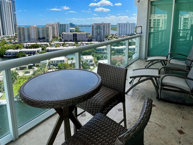 16500 Collins Avenue #2052, Sunny Isles Beach