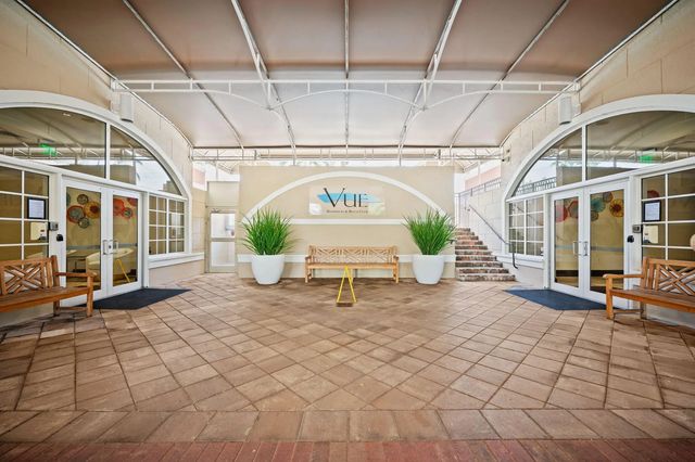4 of 35 - 2011 N Ocean Boulevard #1606, Fort Lauderdale, FL