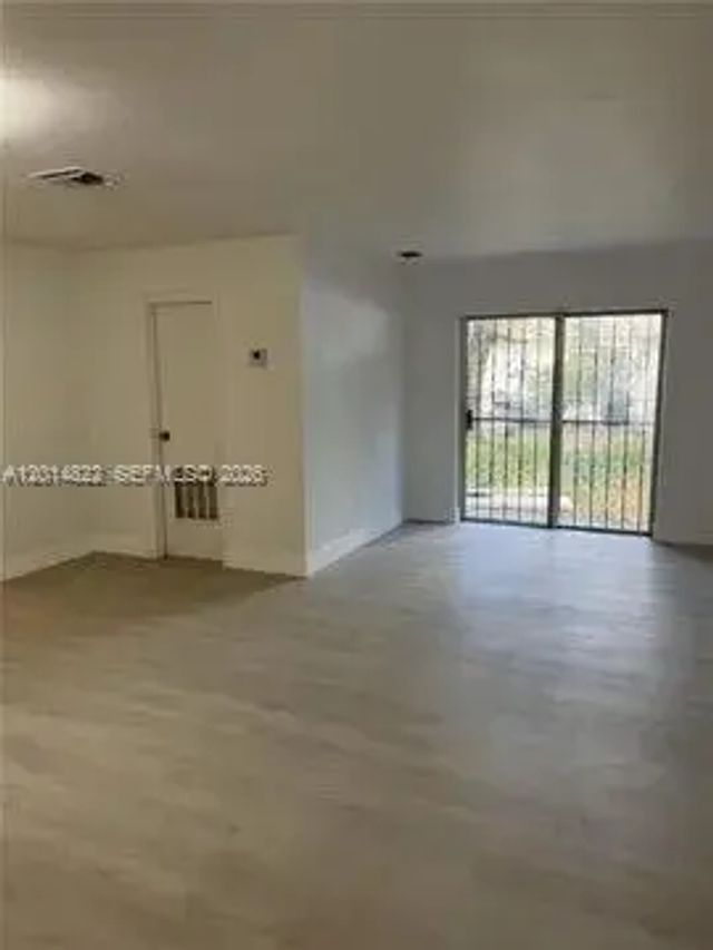 2 of 11 - 20922 Nw 39th Avenue, Miami Gardens, FL