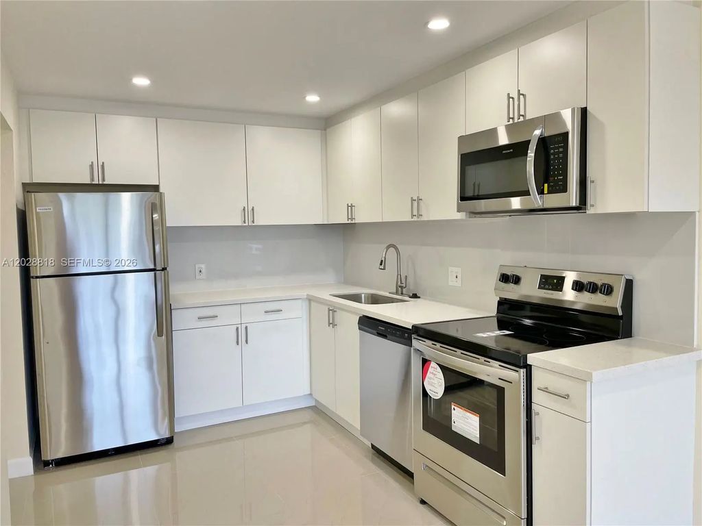 16950 W Dixie Highway #a531, North Miami Beach