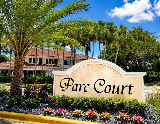 3 of 21 - 9202 Nw 9th Court, Plantation, FL