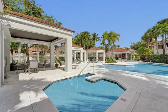 4 of 21 - 9202 Nw 9th Court, Plantation, FL