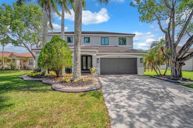 731 Tulip Circle, Weston