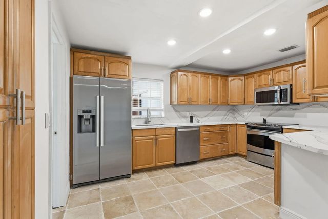 3 of 45 - 4793 Badger Avenue, West Palm Beach, FL
