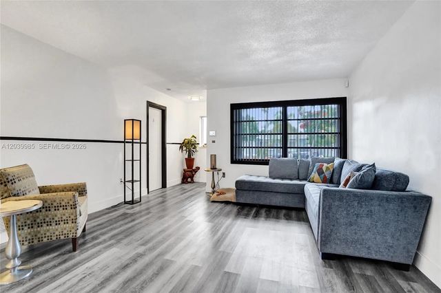 5 of 20 - 1530 N 73rd Avenue, Hollywood, FL