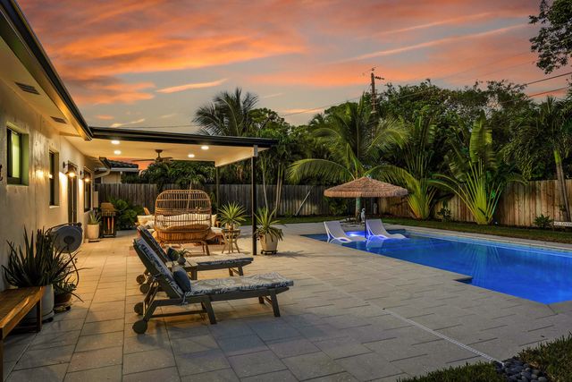 2 of 73 - 300 Se 8th Avenue, Deerfield Beach, FL