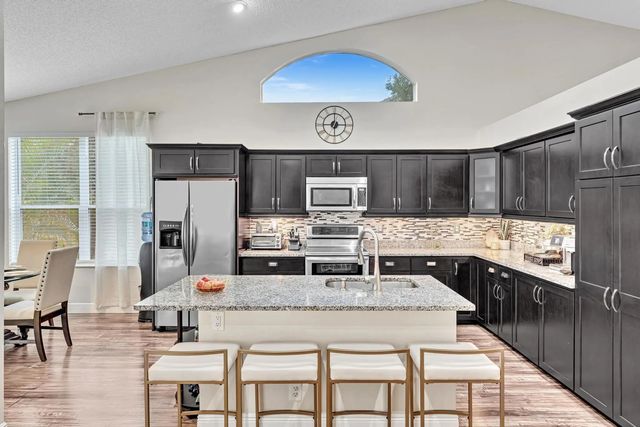 7445 Rockbridge Circle, Lake Worth