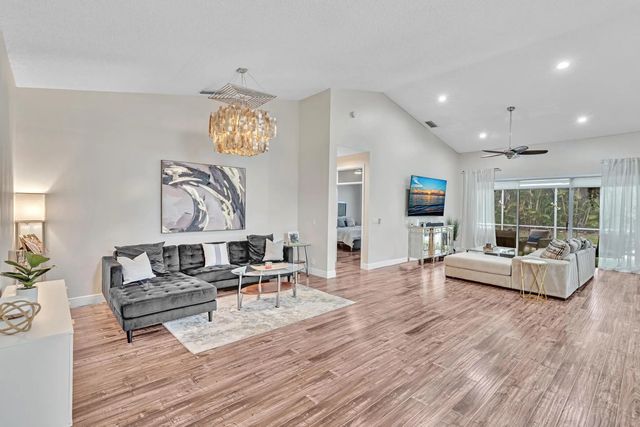 5 of 85 - 7445 Rockbridge Circle, Lake Worth, FL