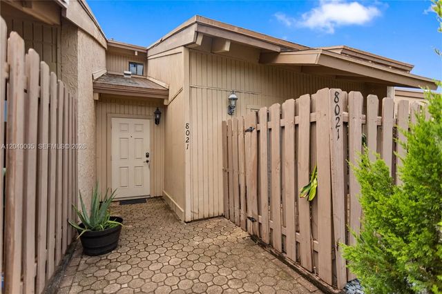 8021 Sw 21st Court, Davie