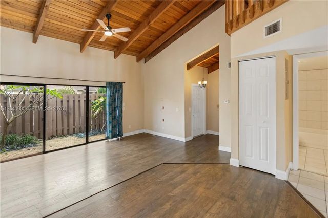 4 of 34 - 8021 Sw 21st Court, Davie, FL