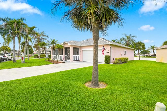 4 of 72 - 513 Nw Cortina Lane, Port St. Lucie, FL