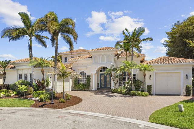 281 Sw Hatteras Court, Palm City
