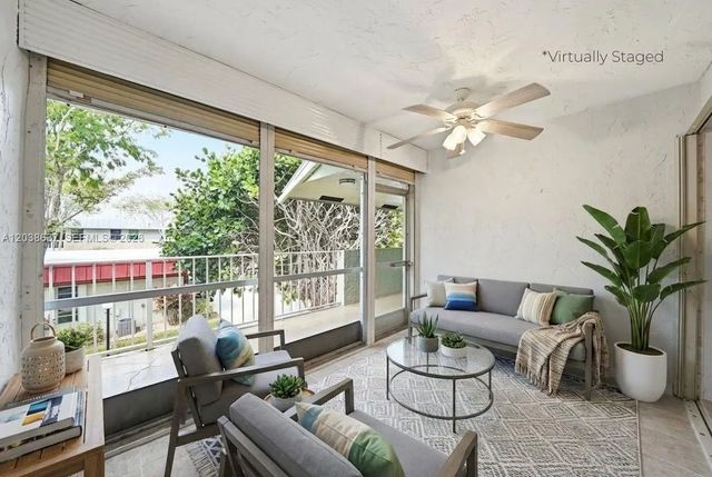 4 of 33 - 860 Se 6 Avenue #311, Deerfield Beach, FL