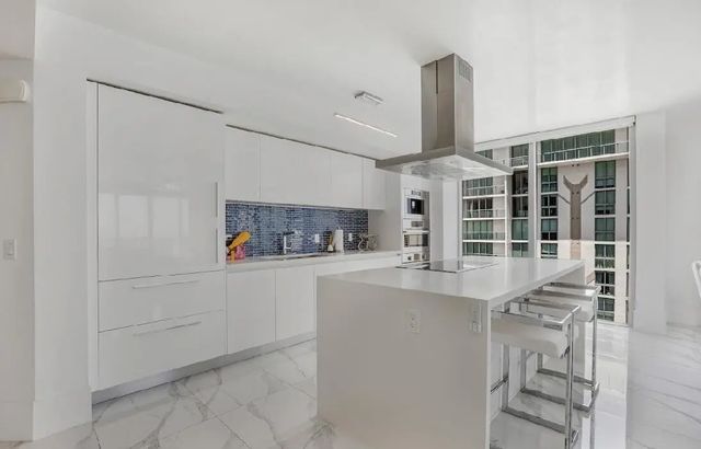 5 of 38 - 330 Sunny Isles Boulevard #5-2308, Sunny Isles Beach, FL