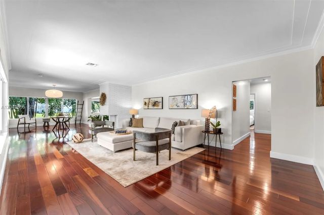 4 of 23 - 8 Pinta Road, Miami, FL