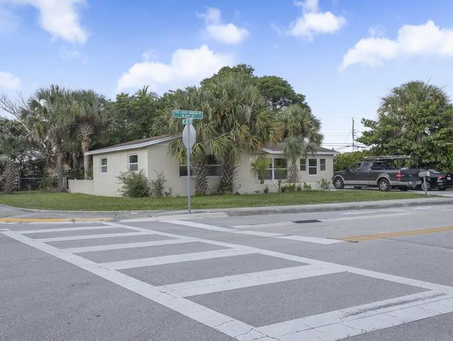 371 W 34th Street, Riviera Beach