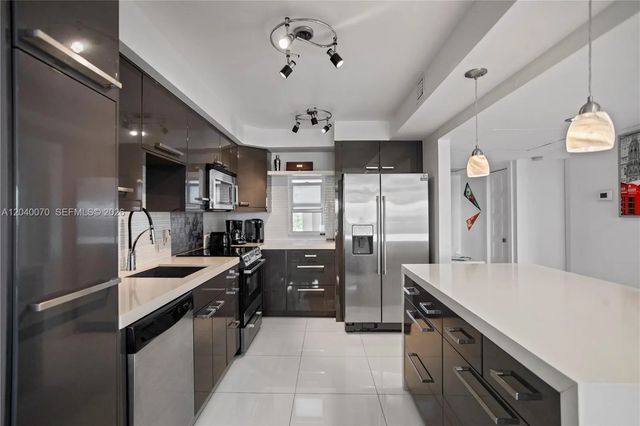 3050 N Palm Aire Drive #710, Pompano Beach