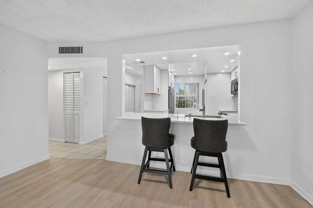 3 of 29 - 1700 Nw 80th Avenue #104, Margate, FL