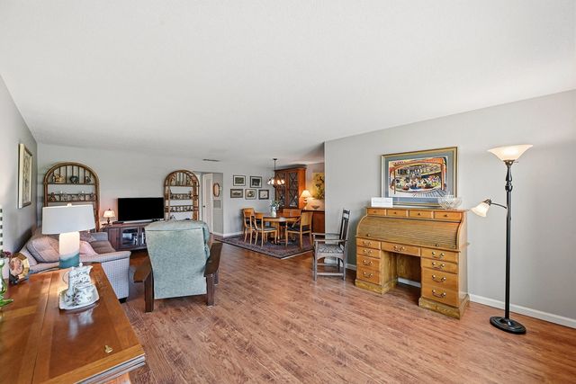 4 of 38 - 295 High Point Boulevard #b, Boynton Beach, FL
