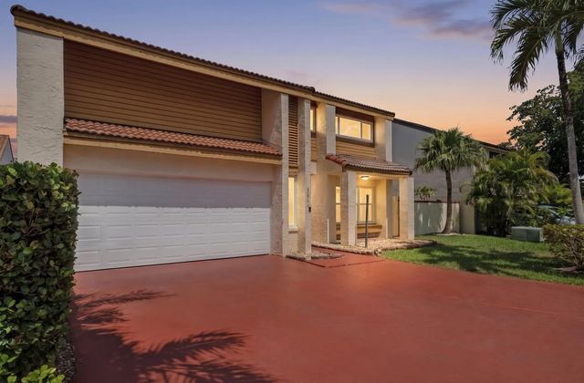 3 of 36 - 8811 Sw 150th Place Circle, Miami, FL