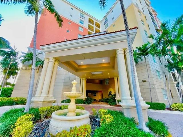 4 of 29 - 17150 N Bay Road #2912, Sunny Isles Beach, FL