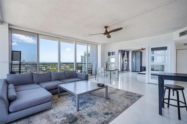 5 of 27 - 1720 Harrison Street #16a, Hollywood, FL