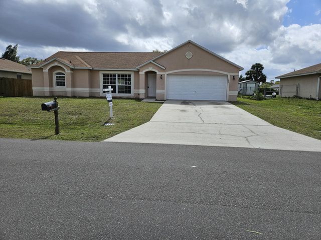 5 of 18 - 570 Ontario Street Nw, Palm Bay, FL