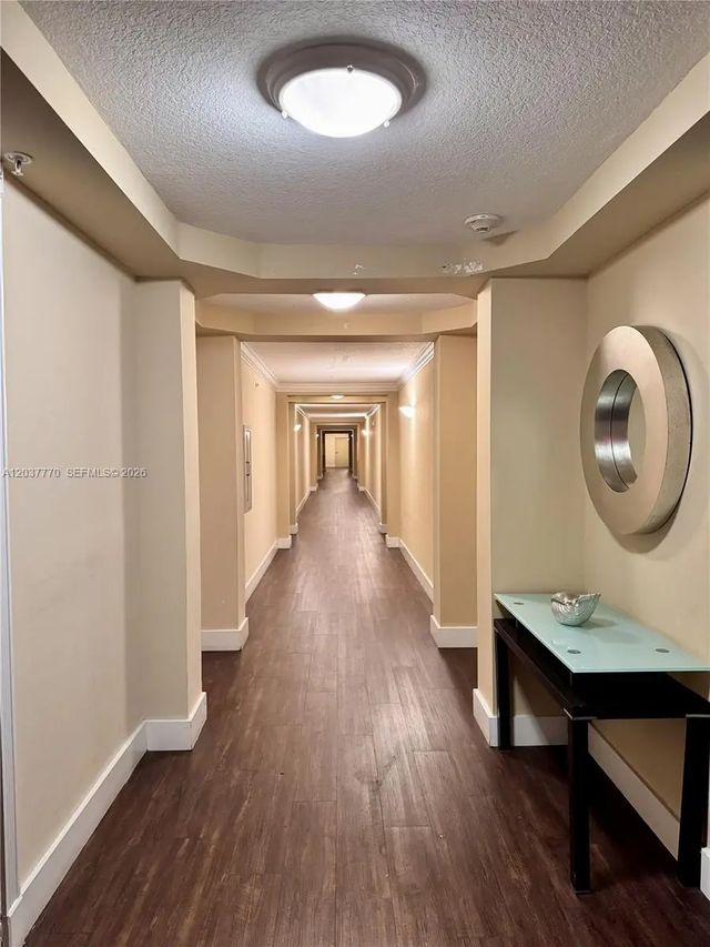 4 of 20 - 1690 Sw 27th Avenue #502, Miami, FL