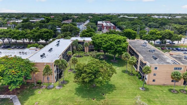 8415 Sw 107th Avenue #240w, Miami