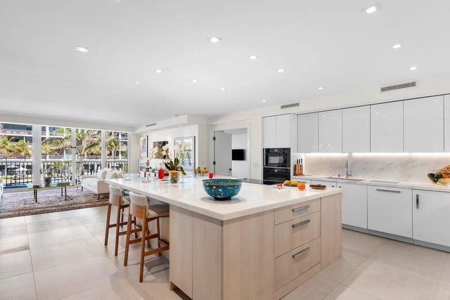 3 of 37 - 2000 S Ocean Boulevard #103, Palm Beach, FL
