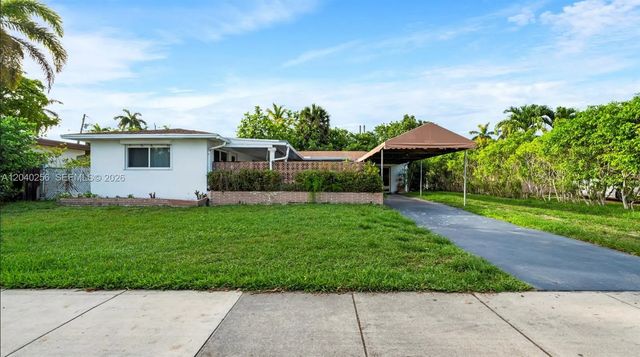 2 of 38 - 3145 Hollywood Boulevard, Hollywood, FL