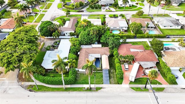 5 of 38 - 3145 Hollywood Boulevard, Hollywood, FL