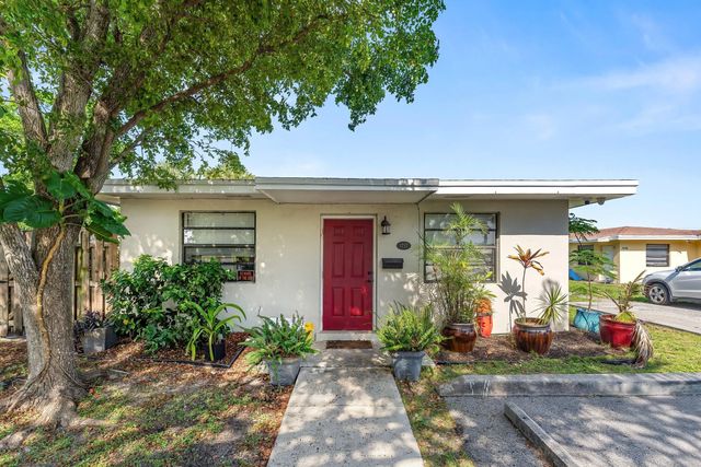 1717 Ne 3rd Avenue, Delray Beach
