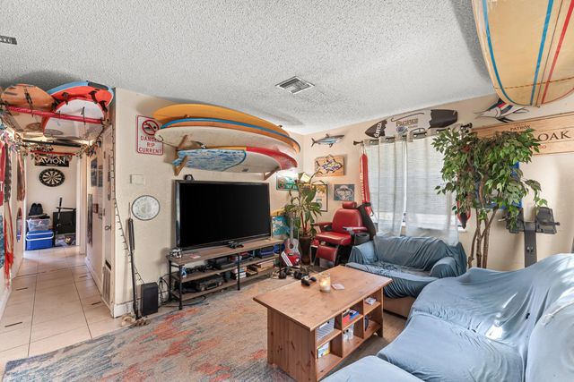 4 of 29 - 1717 Ne 3rd Avenue, Delray Beach, FL
