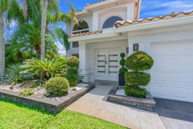 5 of 54 - 52 Gables Boulevard, Weston, FL