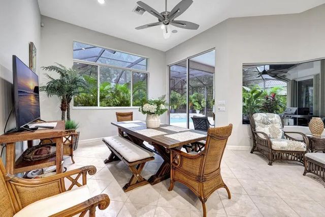 5 of 31 - 7602 Greenbrier Circle, Port St. Lucie, FL