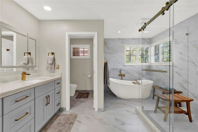 2 of 45 - 8940 Sw 160th Street, Palmetto Bay, FL