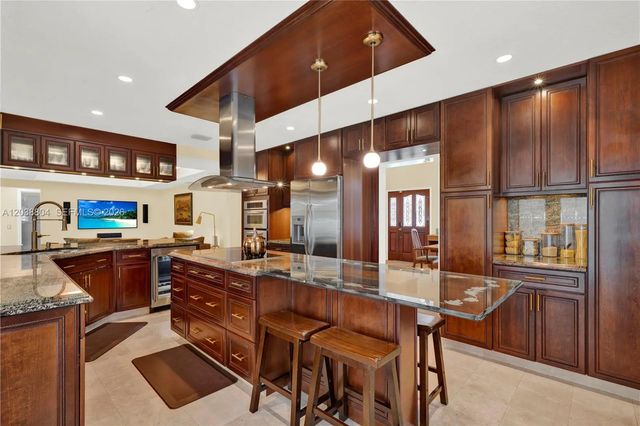3 of 45 - 8940 Sw 160th Street, Palmetto Bay, FL