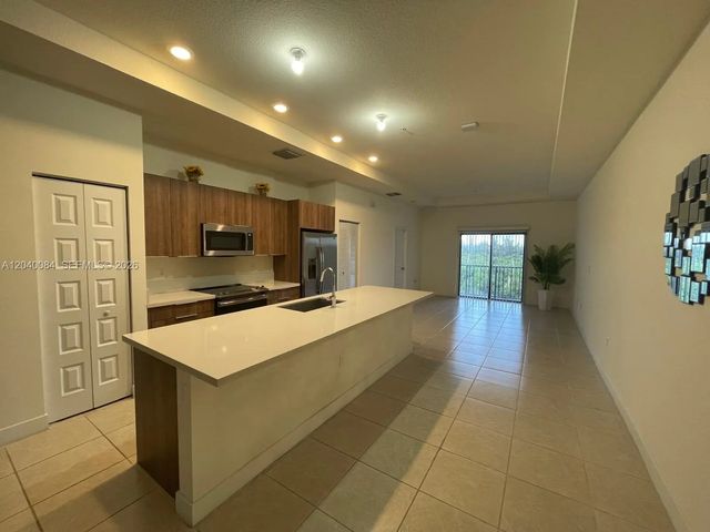 4 of 15 - 8025 Nw 104th Avenue #31, Doral, FL
