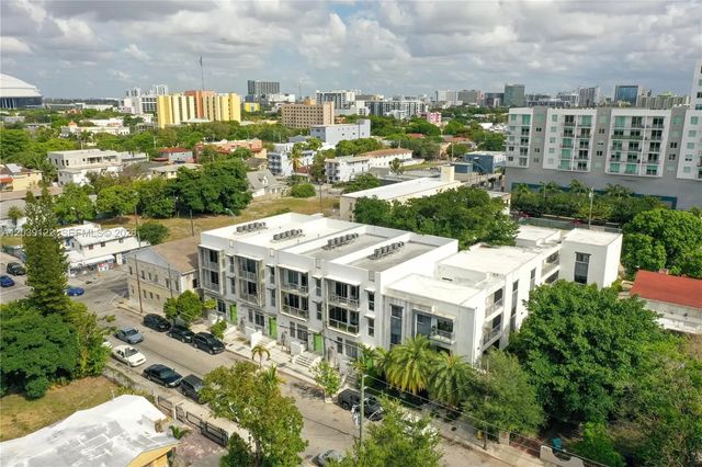 4 of 18 - 761 Nw 1st Street, Miami, FL