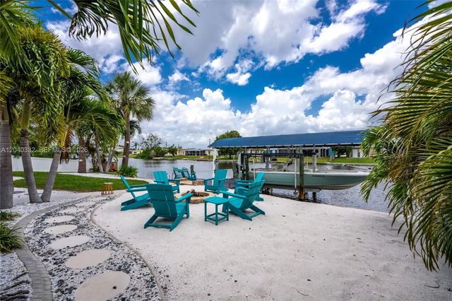 21812 Edgewater Drive, Port Charlotte